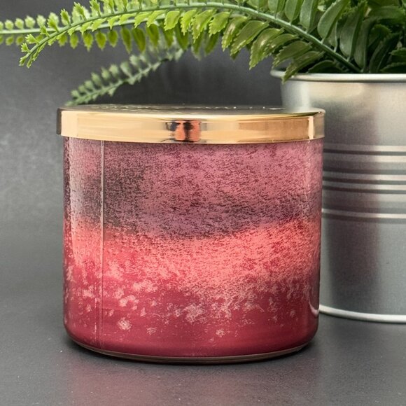 BBW Frosted Cranberry White Barn Bath & Body Works 3 Wick Candle - Picture 2 of 10